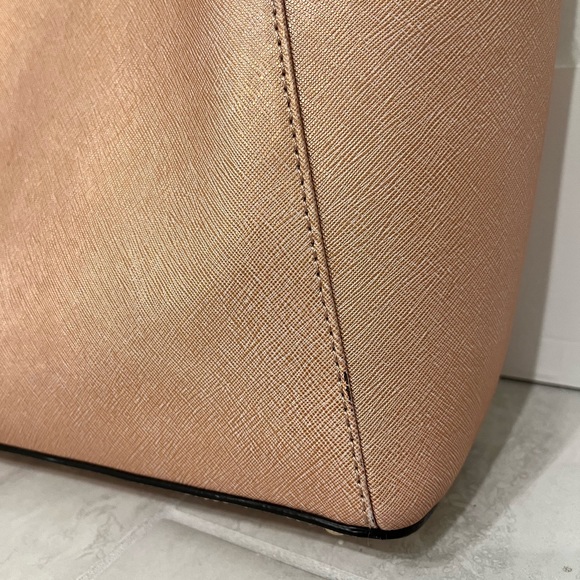 Calvin Klein Shoulder Bag Purse - Picture 5 of 9